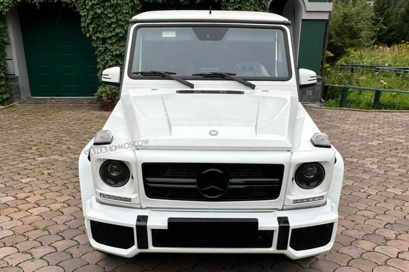 Mercedes-Benz G (white)