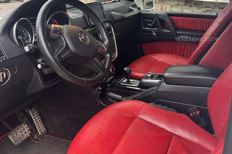 Mercedes-Benz G (white)